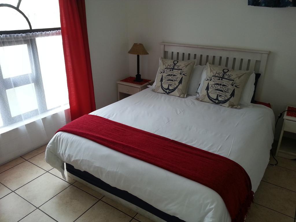 Oom Piet Accommodation Gansbaai Δωμάτιο φωτογραφία