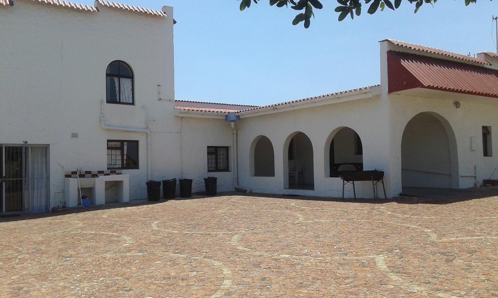 Oom Piet Accommodation Gansbaai Εξωτερικό φωτογραφία