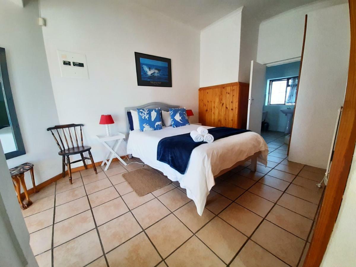 Oom Piet Accommodation Gansbaai Εξωτερικό φωτογραφία